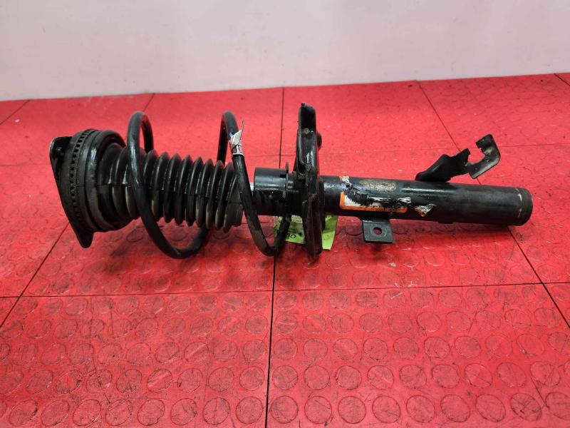 2020 Nissan Sentra Strut Assembly