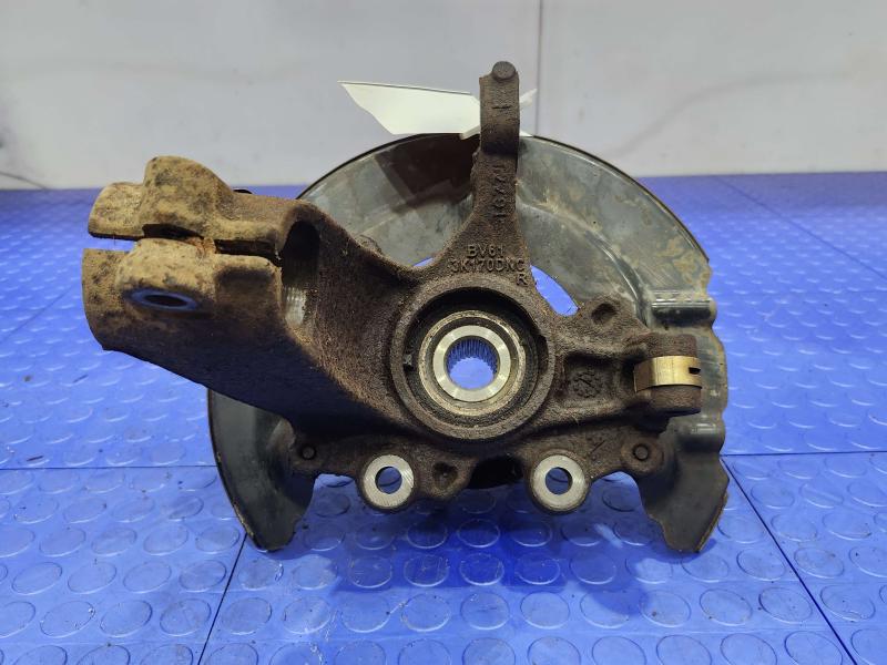 2017 Ford Focus Spindle Knuckle Front