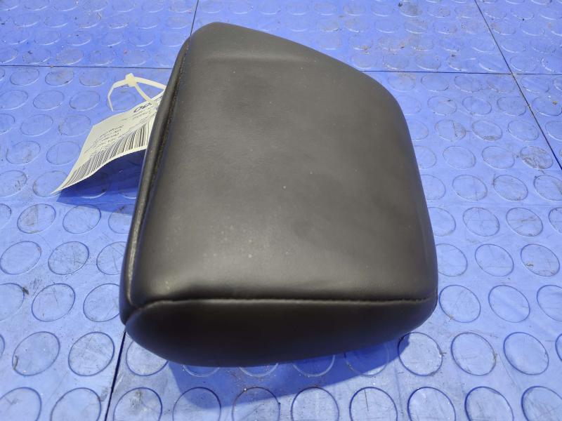 2012 Jeep Grand Cherokee Headrest