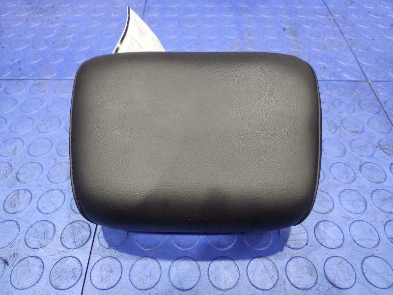 2012 Jeep Grand Cherokee Headrest