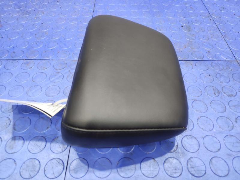 2012 Jeep Grand Cherokee Headrest