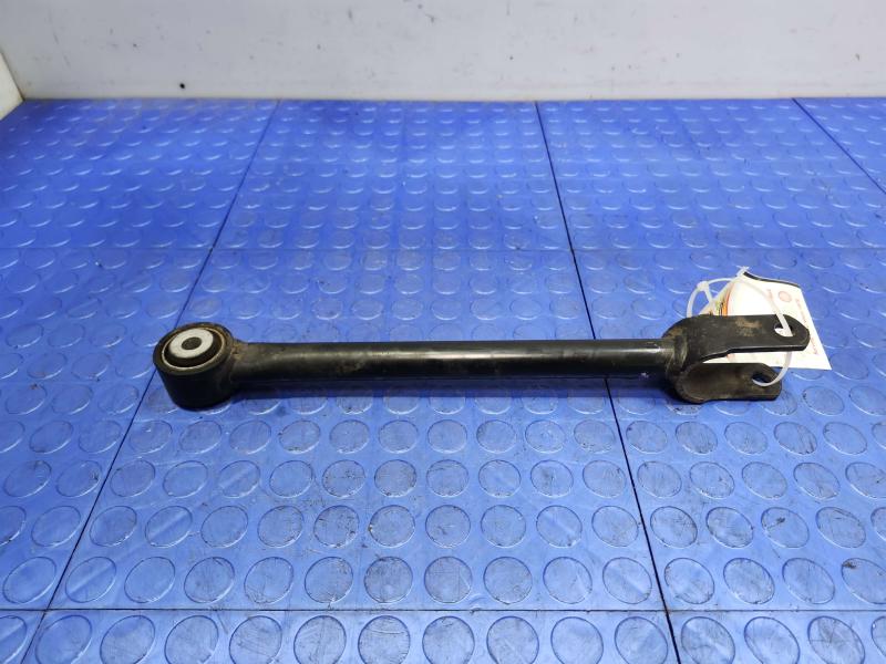 2010 Dodge Challenger Lower Control Arm Rr