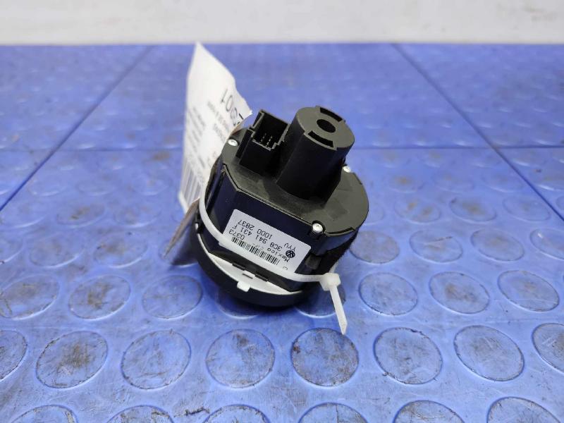 2013 Volkswagen Jetta Headlight Switch (Dash Mtd)