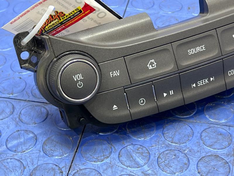 2013 Chevrolet Malibu Audio & Visual Equip.(Radio)