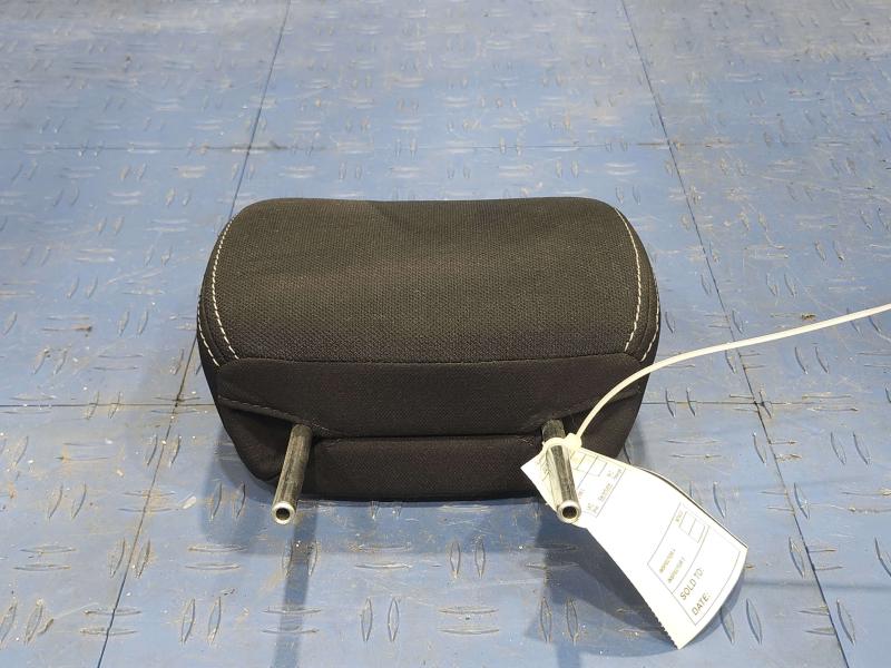 2015 Subaru Forester Headrest