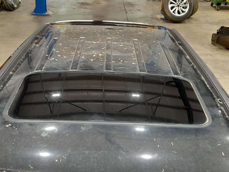 2020 Jeep Compass Roof Glass (Glass Only)