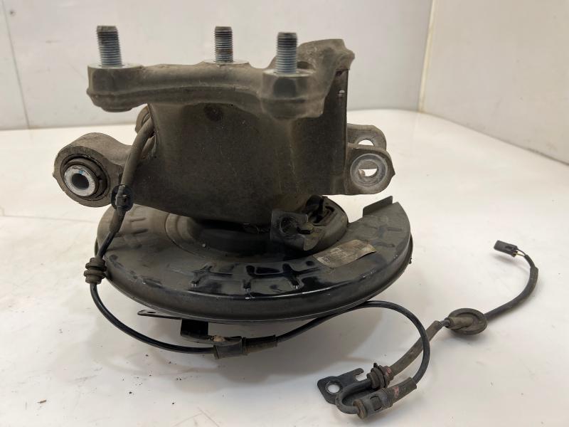2015 - 2019 Hyundai Sonata Rear Spindle Knuckle w/ Hub LH Driver Side OEM 52710C2100