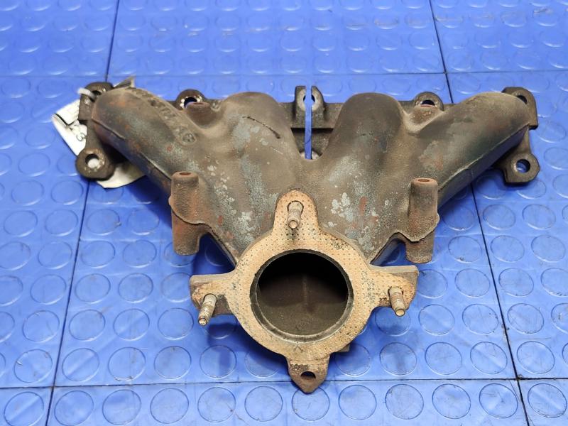 2014 Dodge Journey Exhaust Manifold