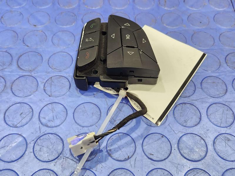 2015 Jeep Grand Cherokee Combination Switch
