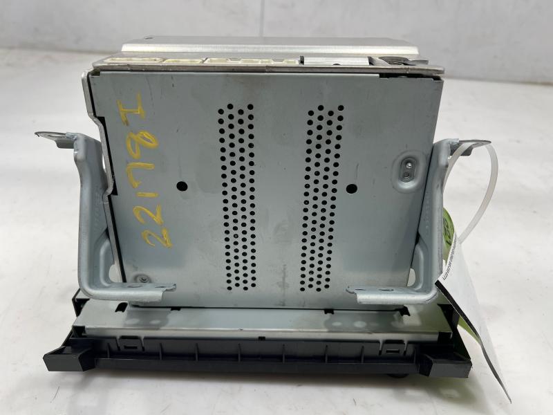2011 Toyota Tundra Audio & Visual Equip.(Radio)