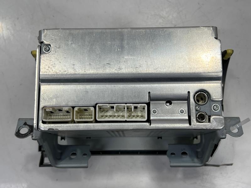 2011 Toyota Tundra Audio & Visual Equip.(Radio)