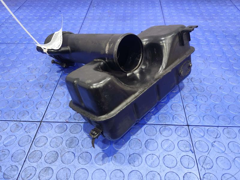 1997 Toyota Tacoma Air Intake Tube/Resonator