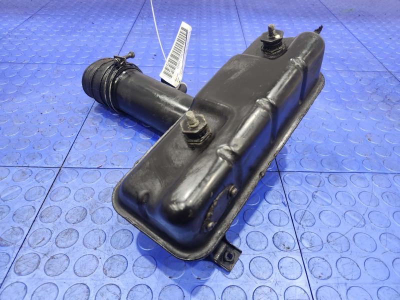 1997 Toyota Tacoma Air Intake Tube/Resonator