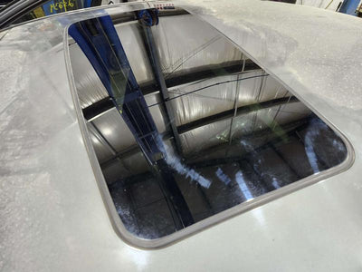 2018 Buick Regal Sportback Sunroof Glass Assembly with Frame and Motor OEM 39131354 39131356 39032966