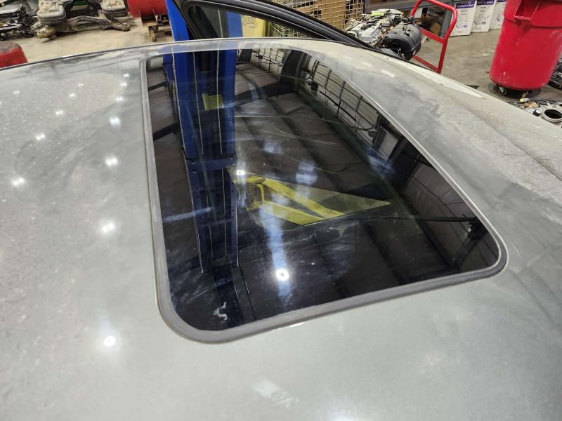 2018 Buick Regal Sportback Sunroof Glass Assembly with Frame and Motor OEM 39131354 39131356 39032966