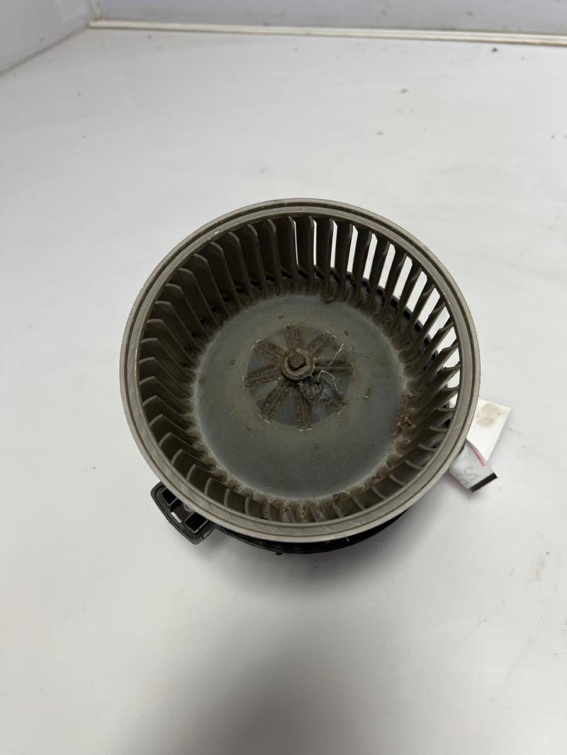 1996 - 2002 Toyota 4Runner Front Heater AC Blower Motor OEM 8710335022