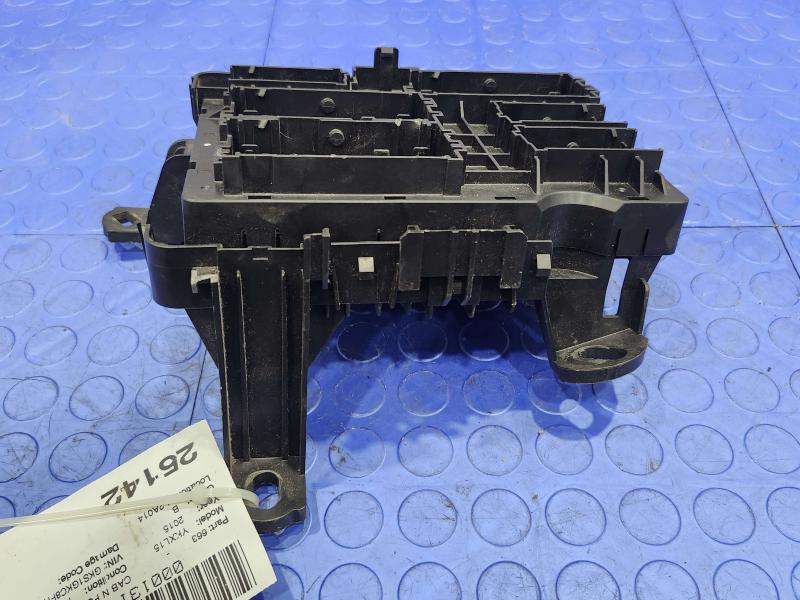 2015 GMC Yukon XL Cabin Fuse Box