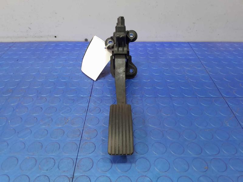 2009-2020 Dodge Journey Accelerator Pedal Assembly Genuine OEM 04891585AE