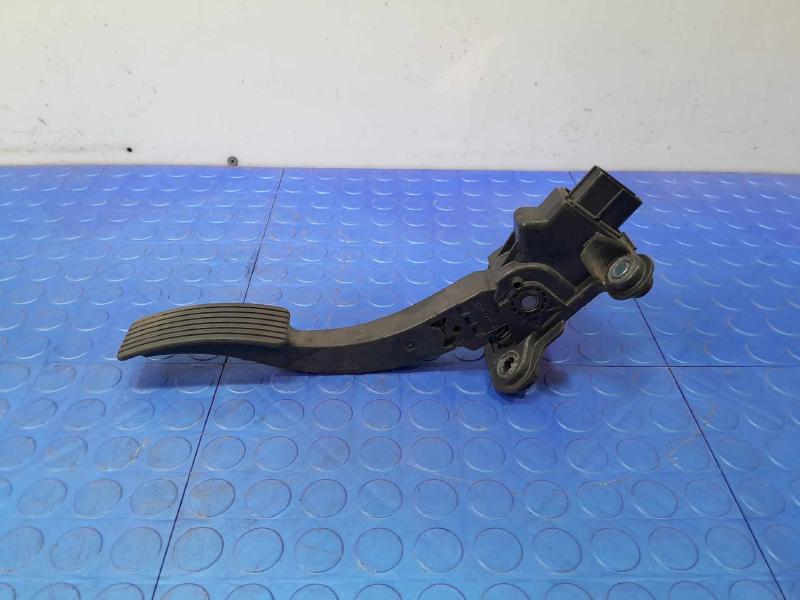 2009-2020 Dodge Journey Accelerator Pedal Assembly Genuine OEM 04891585AE