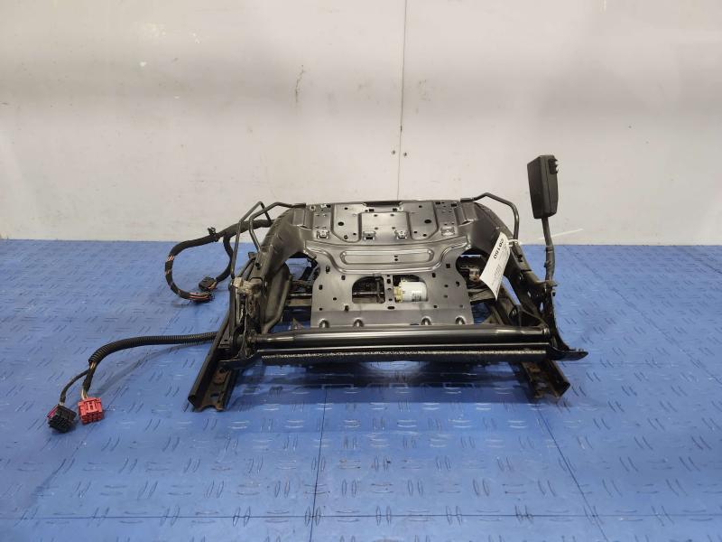 2012 Audi TT Seat Track