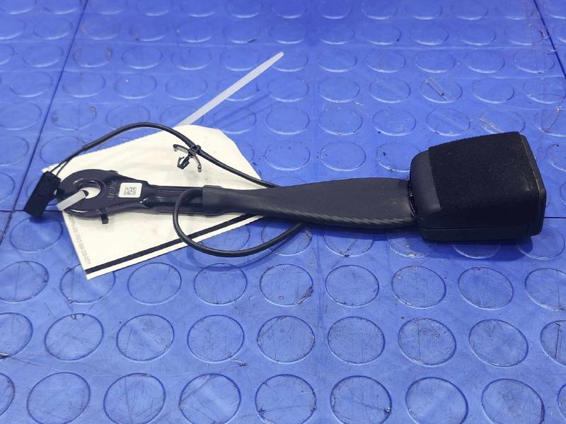 2017 Audi Q7 Front Seat Belt
