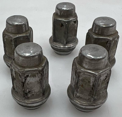 2013 Ford Explorer Lug Nuts