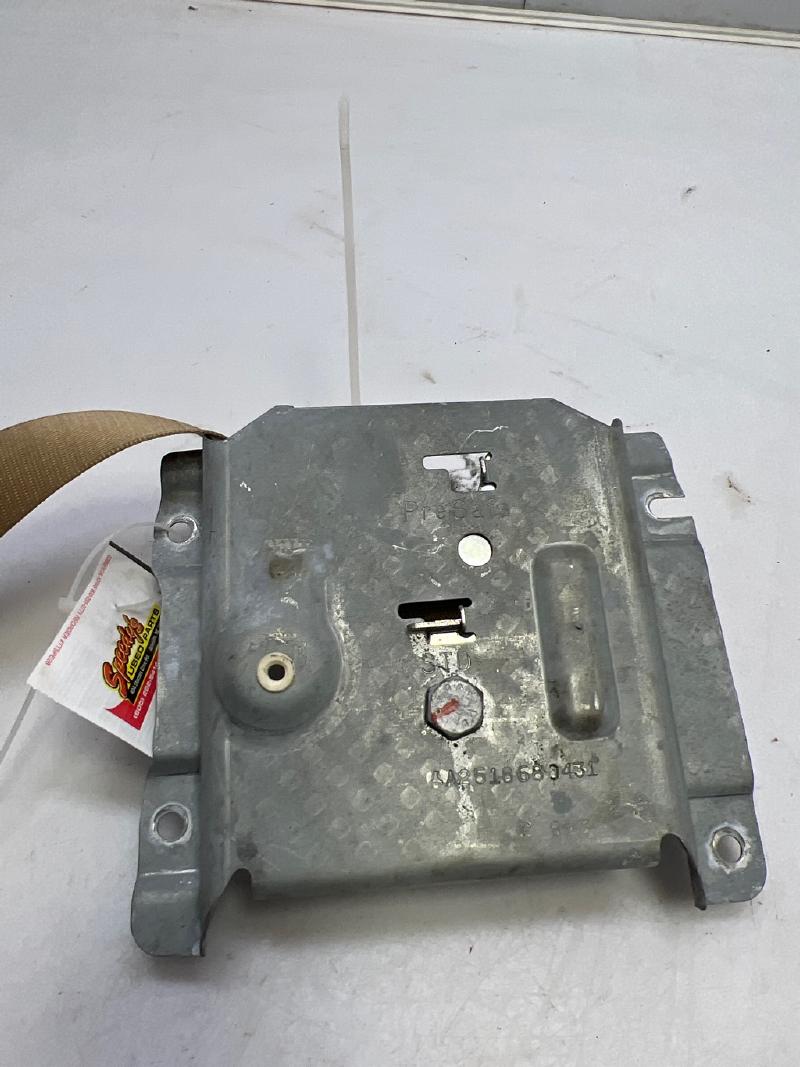 2008 Mercedes R-Class Front Seat Belt