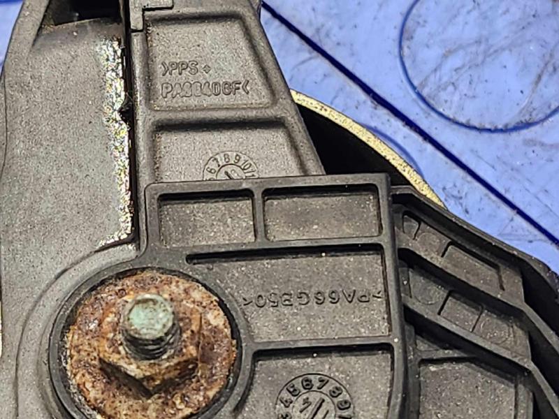 2014 MINI Cooper Countryman Engine Belt Tensioner