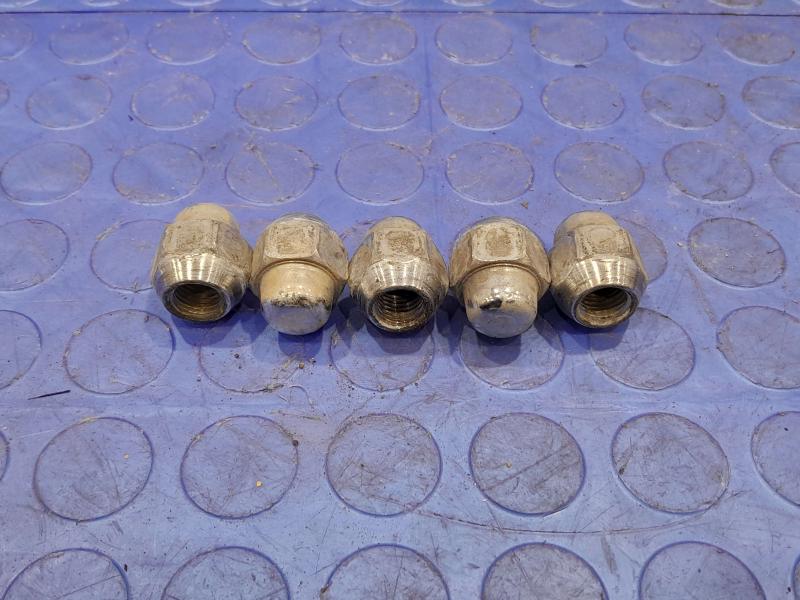 2019 Hyundai Kona Lug Nuts
