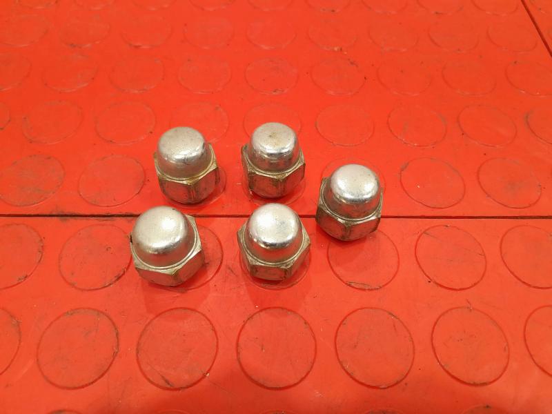 2018 Nissan Rogue Sport Lug Nuts