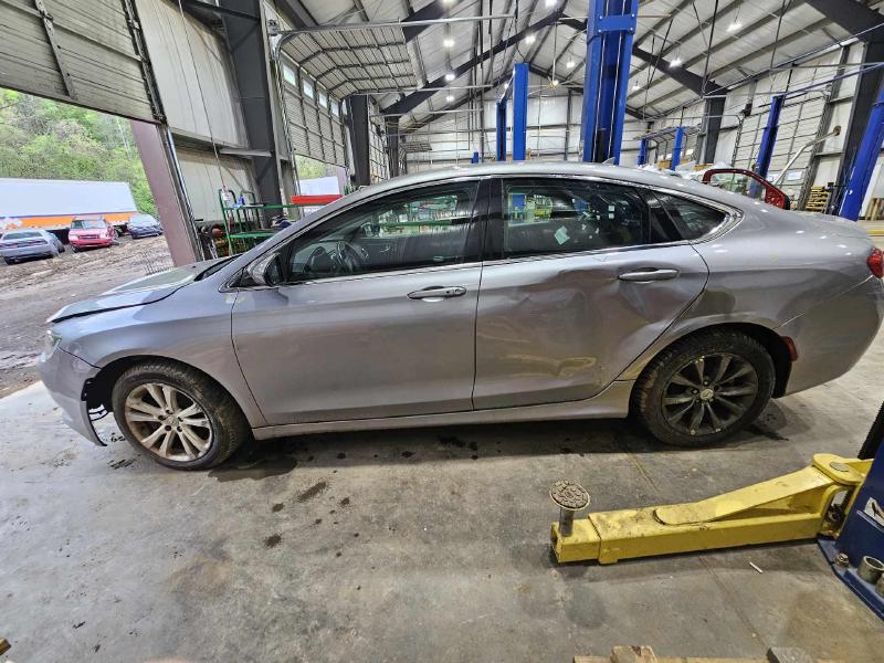 2017 Chrysler 200 Air Bag