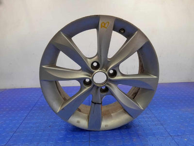 2014 Nissan Versa Wheel