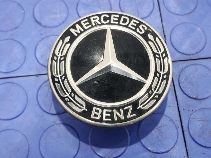 2017 Mercedes C-Class Center Cap