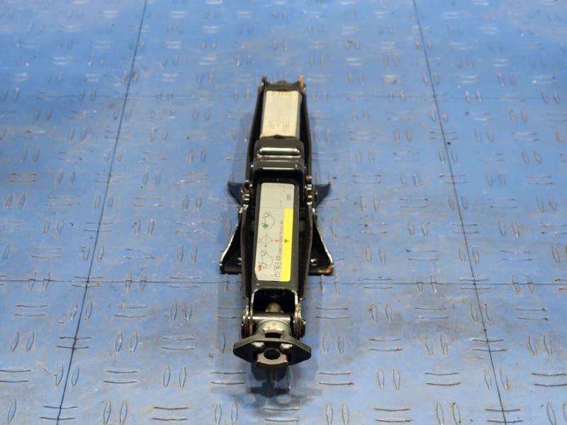 2016 Audi A3 Jack Assembly