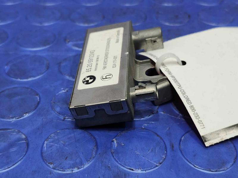 2003-2008 BMW Z4 FM Radio Antenna Amplifier Module Genuine OEM 65206912243