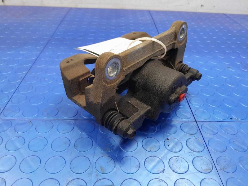 2019 Nissan Titan Caliper