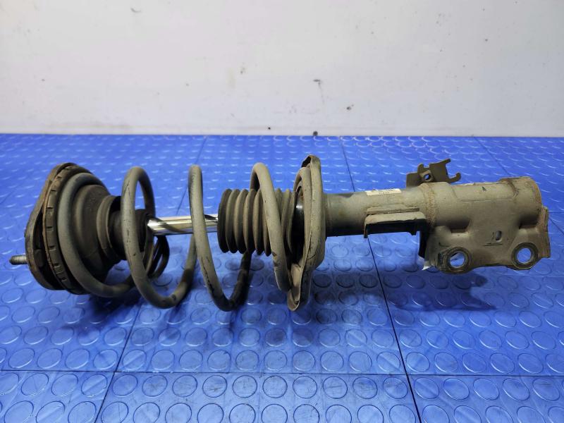 2010-2011 Toyota Prius Front Strut Assembly Right Passenger Side OEM 4851080542 ,RH