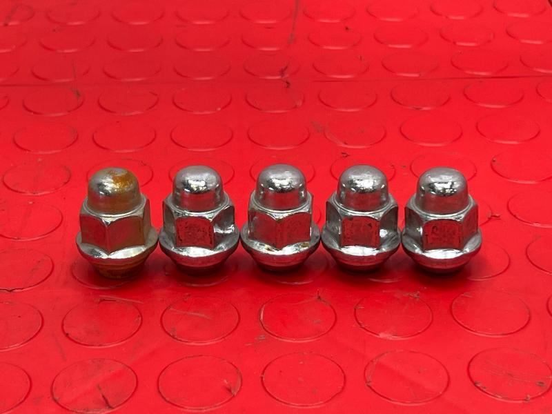 2021 Kia Soul Lug Nuts