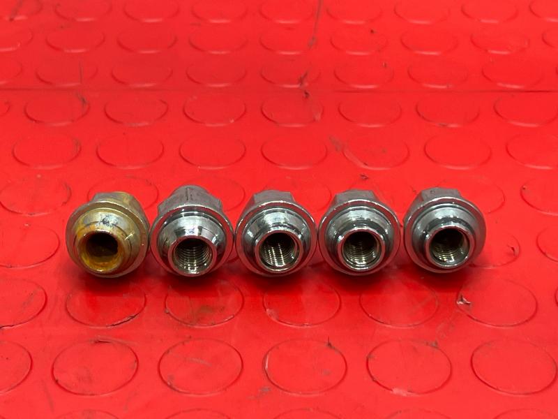 2021 Kia Soul Lug Nuts