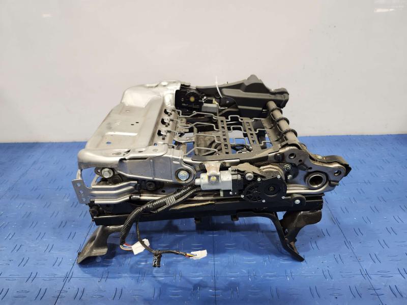 2015 Subaru Forester Seat Track