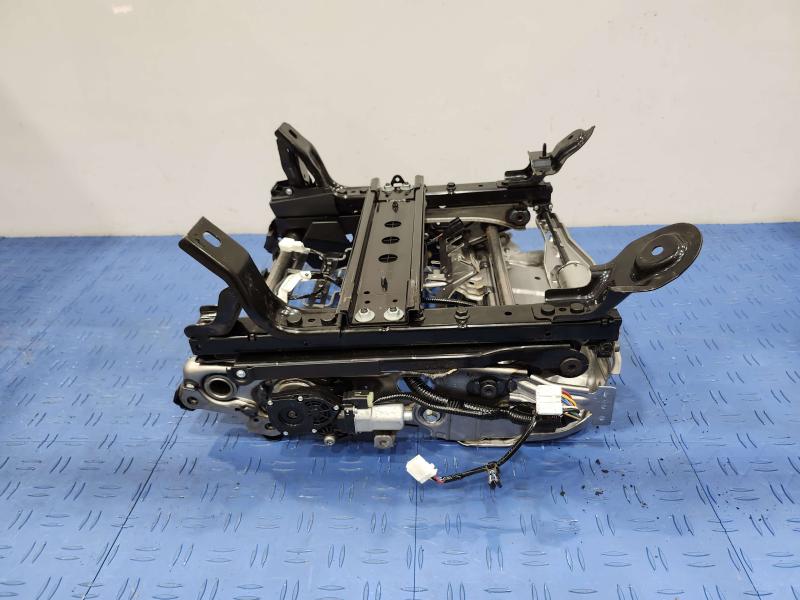2015 Subaru Forester Seat Track