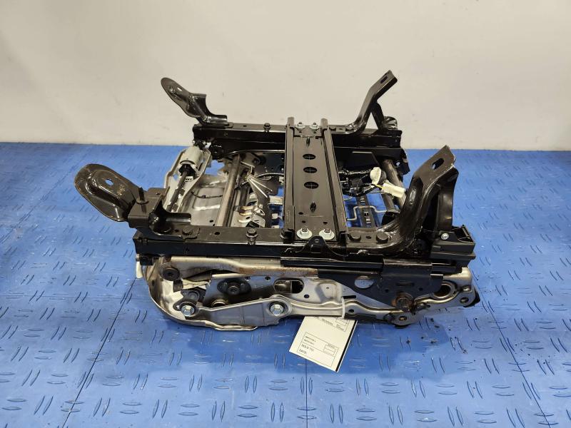2015 Subaru Forester Seat Track