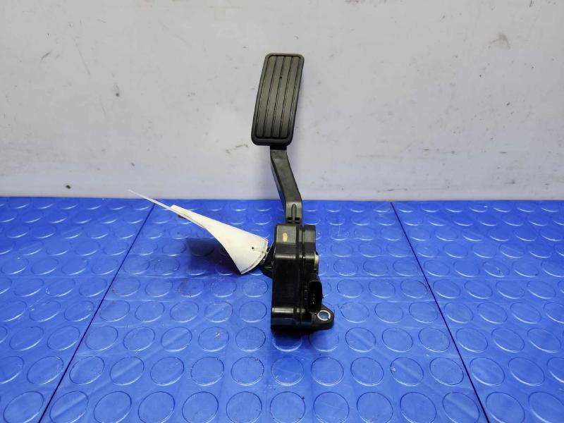 2007-2014 Subaru Outback Accelerator Pedal Assembly OEM 36010AG140