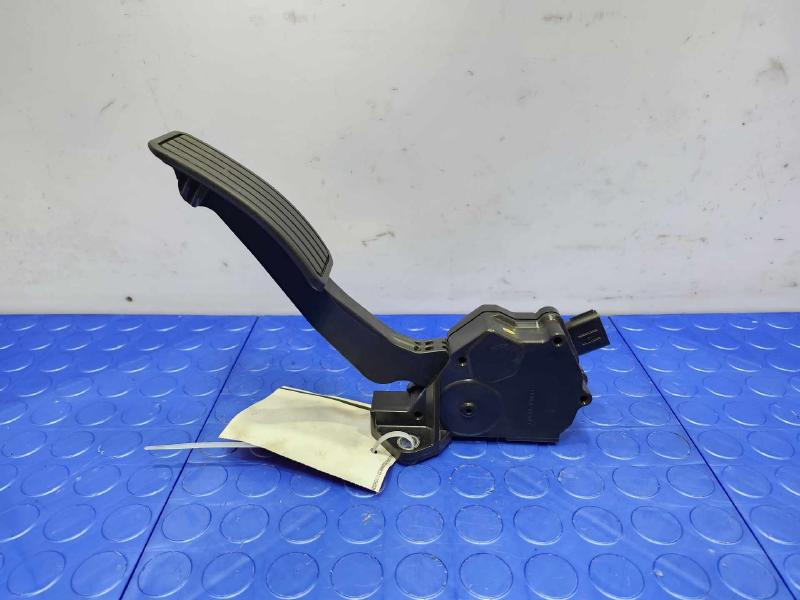 2007-2014 Subaru Outback Accelerator Pedal Assembly OEM 36010AG140