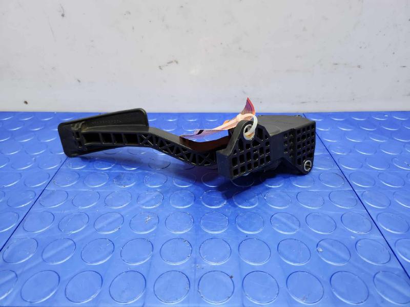 2007-2014 Subaru Outback Accelerator Pedal Assembly OEM 36010AG140