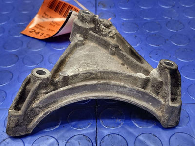 2015 Audi Q7 A/C Compressor Bracket