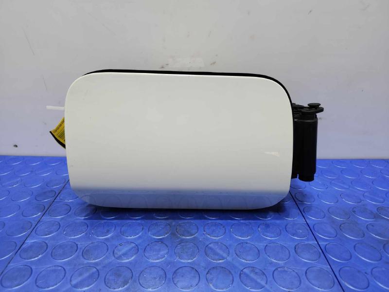 2016 BMW 528I Fuel Tank Door