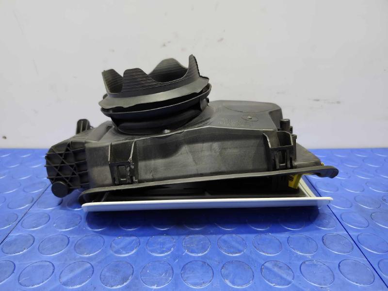 2016 BMW 528I Fuel Tank Door