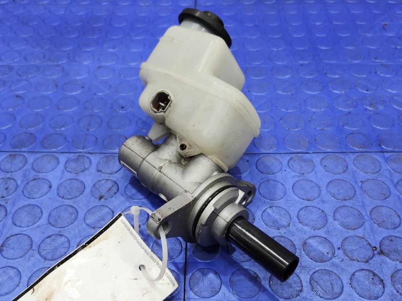 2006-2012 Toyota RAV4 2.5L Brake Master Cylinder Assembly OEM 472010R070
