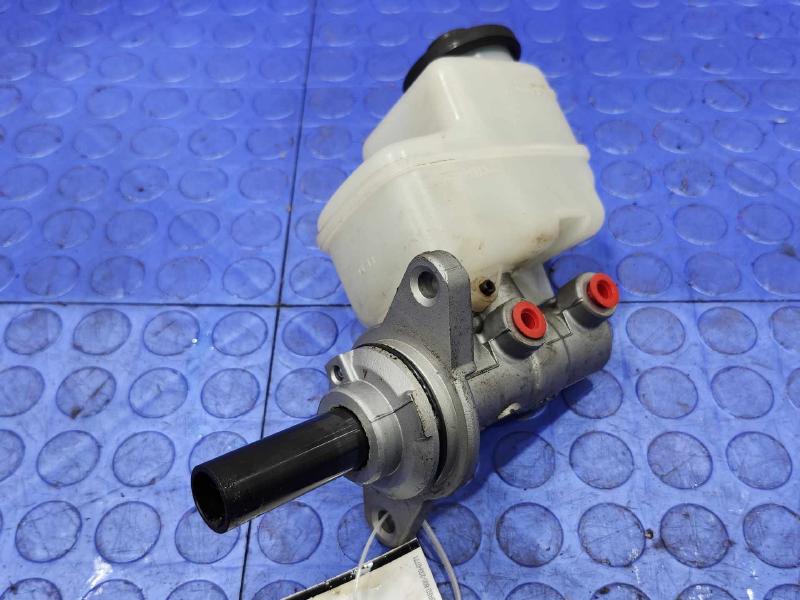 2006-2012 Toyota RAV4 2.5L Brake Master Cylinder Assembly OEM 472010R070